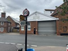 Just before the bridge crossing Faversham Creek - this ECP sign is pointing the wrong way - the path crosses the bridge in the direction of the cycle 1 sign!